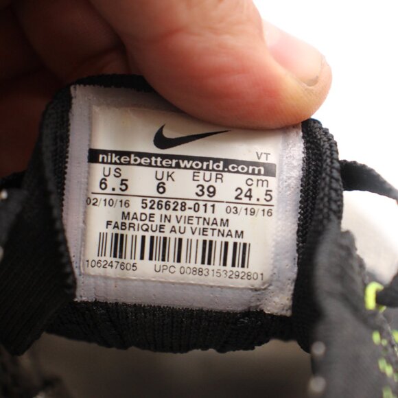 Nike Flyknit Racer Men's 6.5 Black Fabric Running Shoes Sneakers 526628-011 - Picture 3 of 9